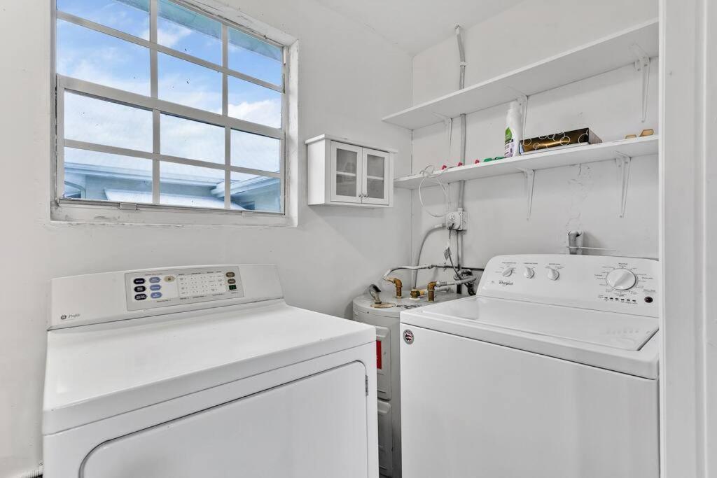 Holiday home Private Lakefront In Miami/pembroke Pembroke Pines